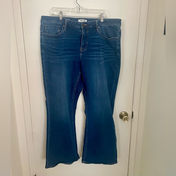Vigoss Boot Cut Jeans - Picture 2 of 7